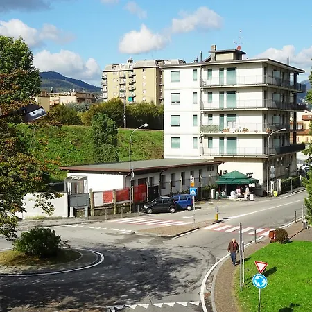 Aparthotel Victoria Carso Camnago Volta
